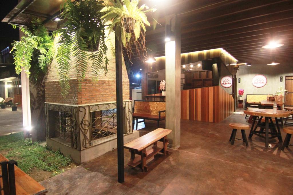 Baankonpai Hotel Luaran gambar