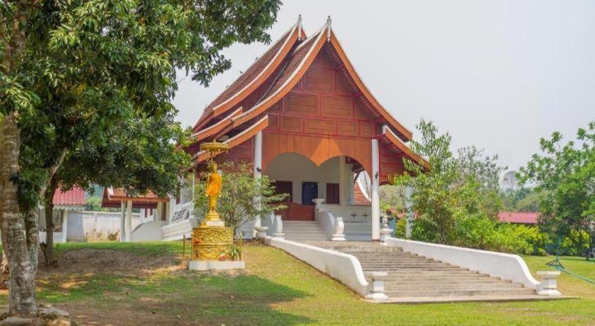 Baankonpai Hotel Luaran gambar